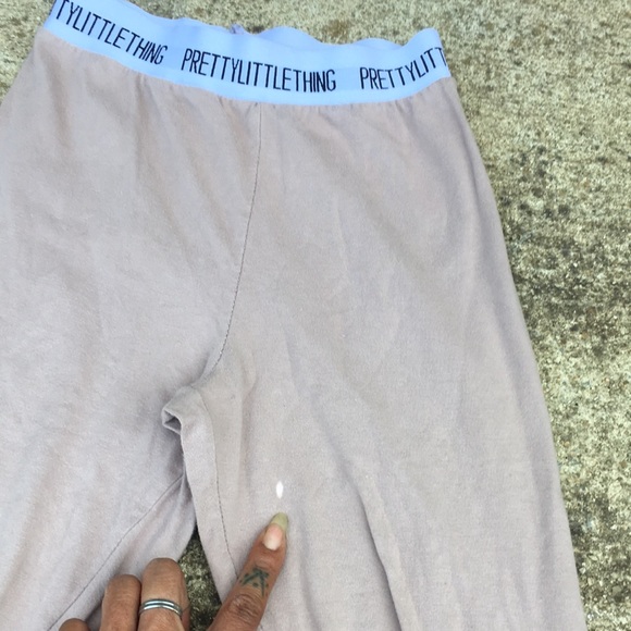 PRETTY LITTLE THING - Picture 5 of 5